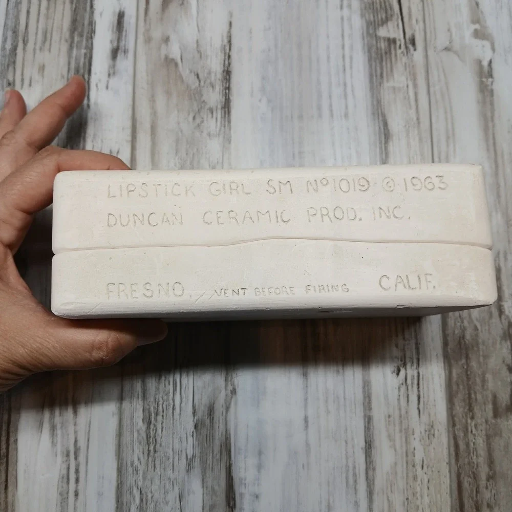 Vintage‎ 1963 Duncan Ceramic Mold 1019 Lipstick Girl Figurine Holder